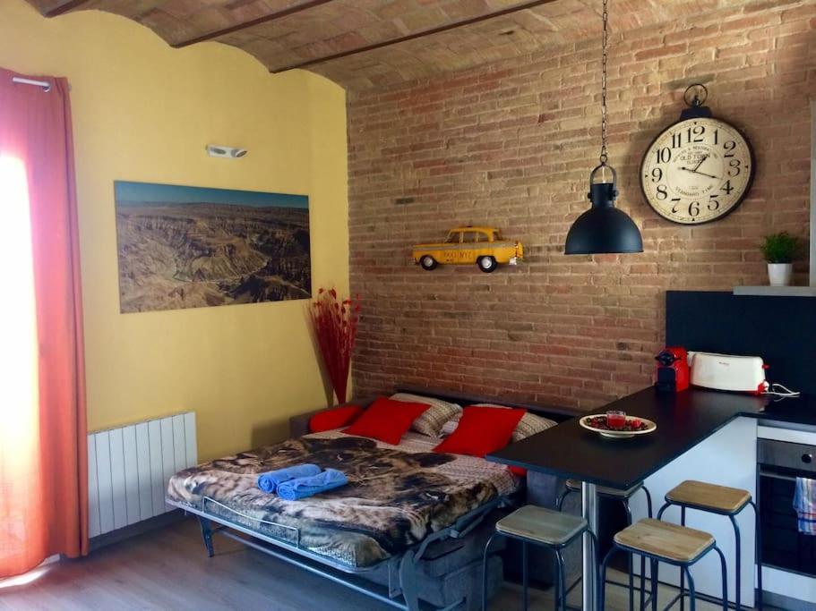 Lovely & Bright Vila Olimpica Beach Apartment Barcelone Extérieur photo