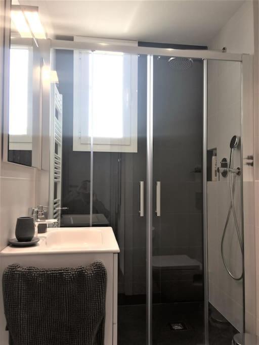 Lovely & Bright Vila Olimpica Beach Apartment Barcelone Extérieur photo